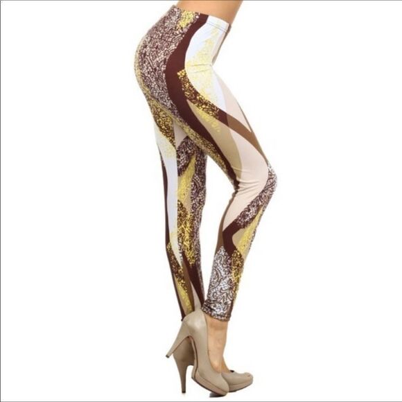Neutral Lacey Print Leggings - Picture 1 of 4